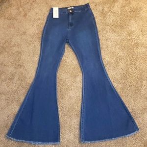 Olly Z. High Waisted Flare Jeans Size M